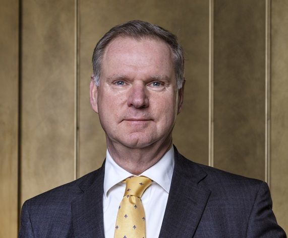 Maarten Tromp (Maarten Tromp Advocaten) over een vijfcilinder Mr. Online