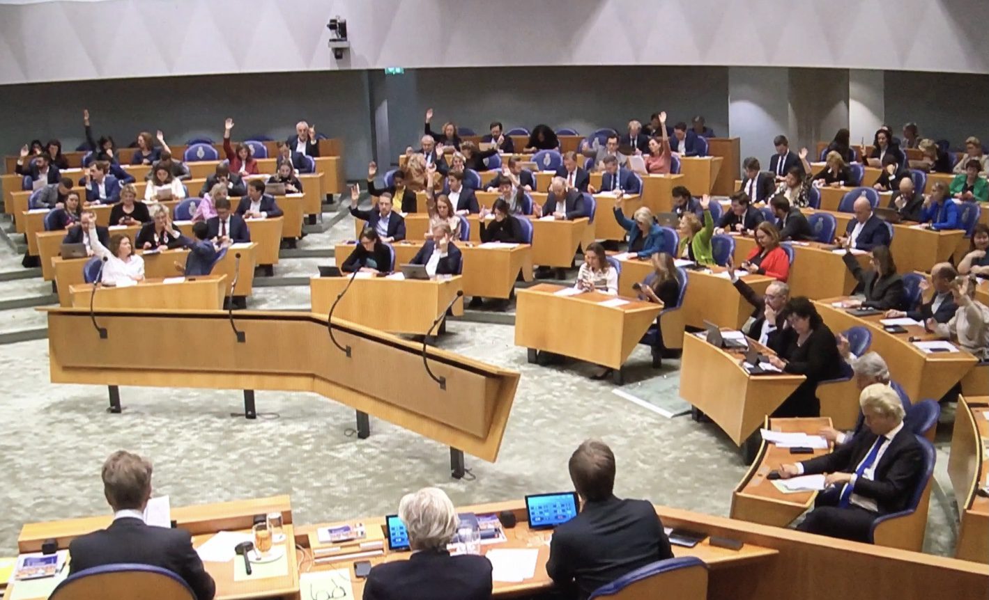 Motie over meer advocatenkantoren in dienst Staat aangenomen - Mr. Online