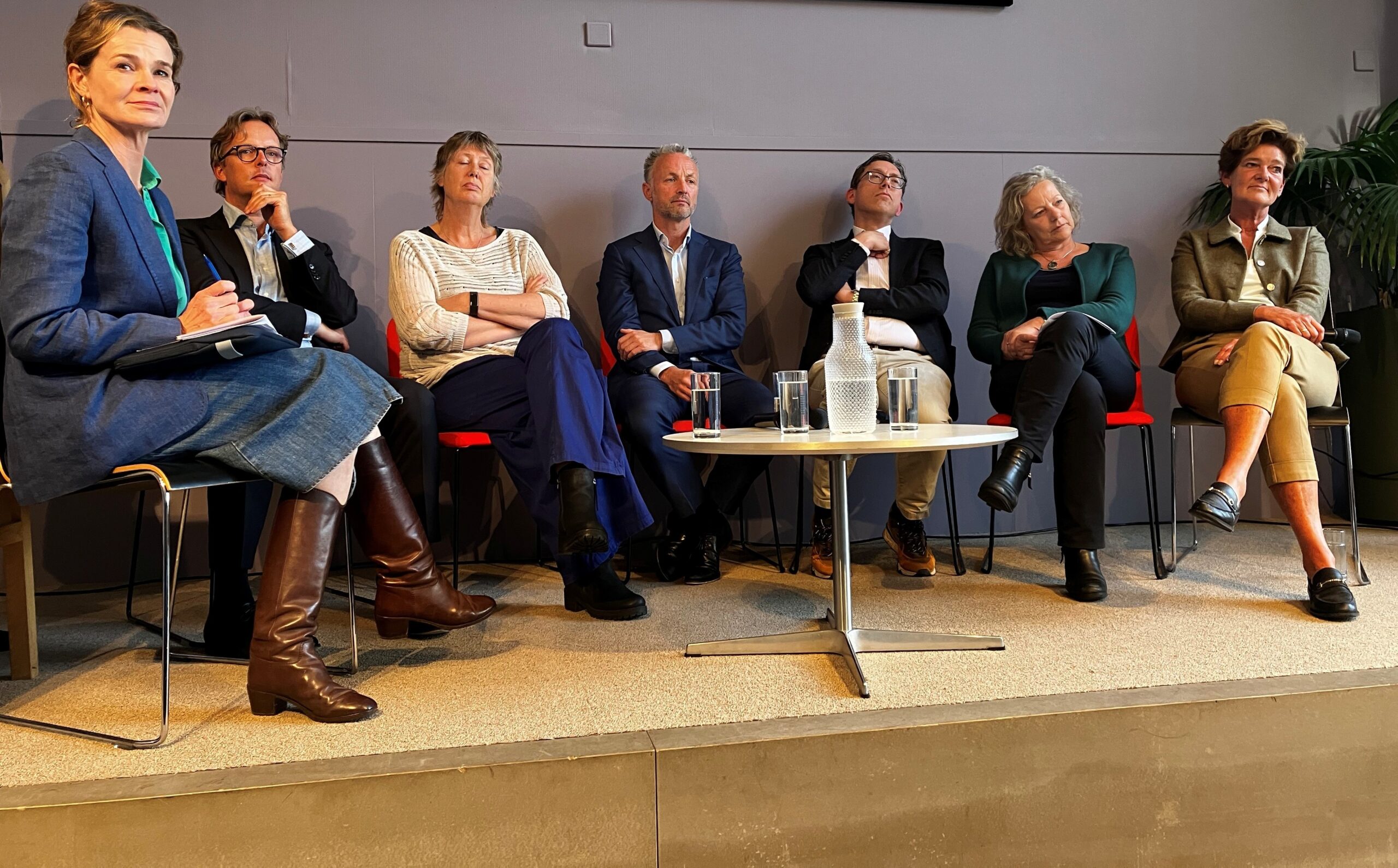 Een universitaire opleiding sociale advocatuur zit er voorlopig niet in - Mr. Online