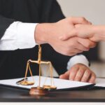 Verdachten en Openbaar Ministerie maken steeds vaker procesafspraken - Mr. Online