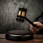 Advocaat geschorst na ‘riooljournalistieke’ onthullingen over malafide verhuurpraktijken - Mr. Online