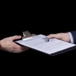 Advocaat liet geschrapte ex-vakgenoot stiekem zaken behandelen: 12 weken schorsing - Mr. Online