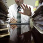 ‘Woo-rechter’ op non-actief gesteld: ‘Volstrekt disproportioneel gehandeld’ - Mr. Online