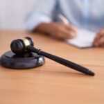 Ongekend: zaak-Sanderink leidt voor zesde (!) keer tot schorsing voor advocaat - Mr. Online