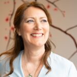 Sandra Viveen over een dag meelopen met de notaris - Mr. Online