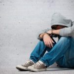 Jongeren ervaren jeugdstrafrecht als machtsstrijd, kwetsbare kind de dupe - Mr. Online