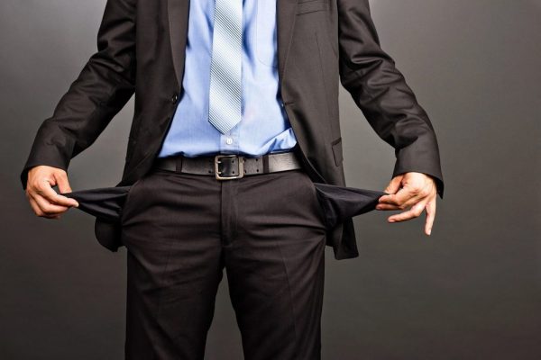 Advocaten in geldproblemen kunnen soms hoger voorschot van RvR krijgen - Mr. Online