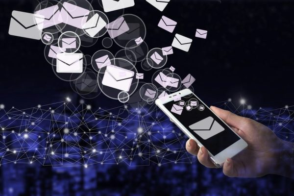 Rechtspraak akkoord dat niet r-c maar OM vertrouwelijke informatie filtert - Mr. Online