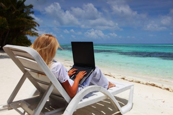 Advocaten klagen over werk tijdens de vakantie: ‘De termijnen lopen door’ - Mr. Online