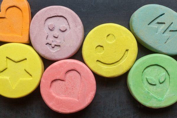 Rechter en Openbaar Ministerie doen minder drugsgerelateerde zaken af - Mr. online