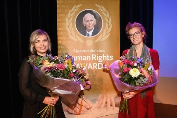 Peggy ter Vrugt en Julie Fraser (Foto: Wilfried Scholtes)