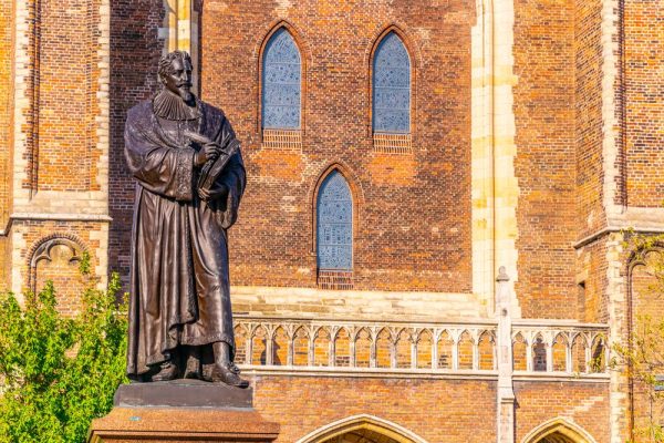 Originele vonnis Hugo de Groot is hertaald en digitaal beschikbaar - Mr. Online
