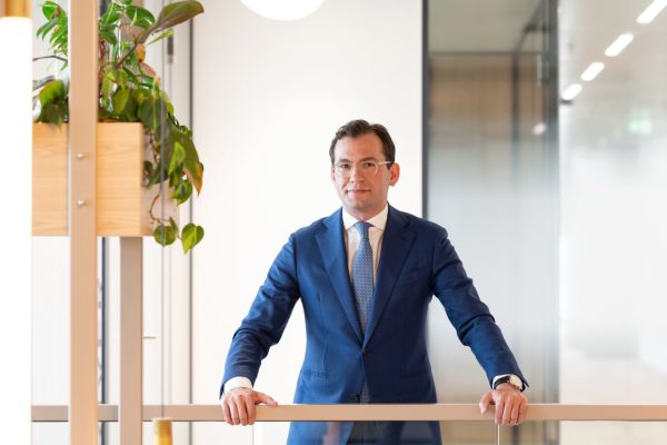 4GreenbergTraurig-Samuel-270923