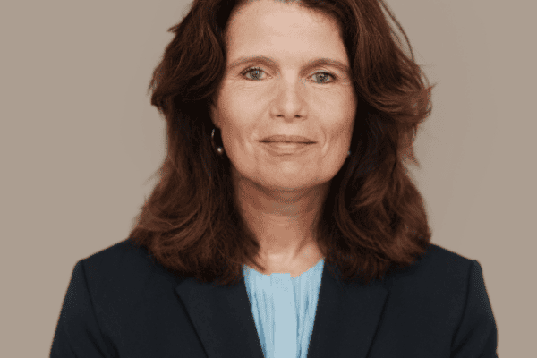Sylvia Dikmans