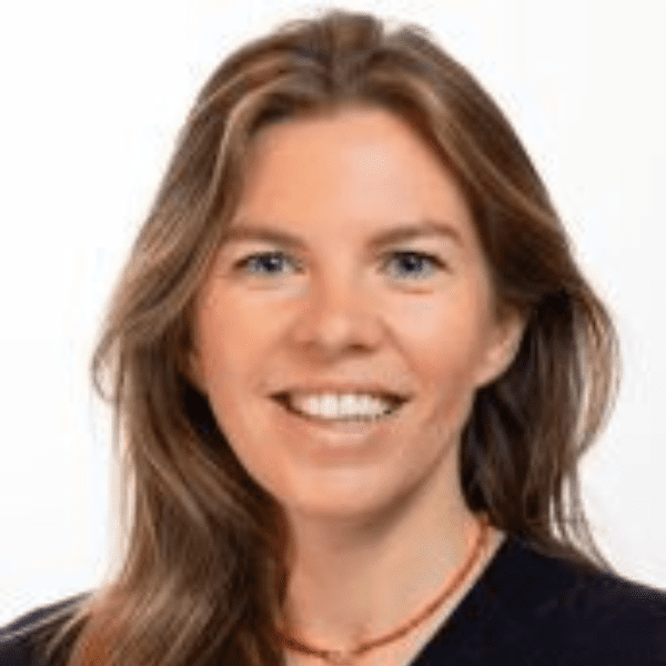 Anna-van-Bracht-Baker McKenzie