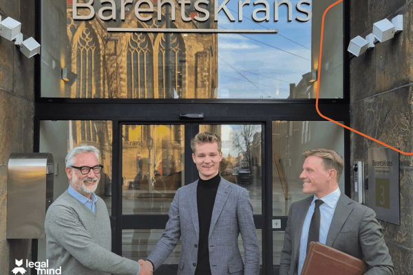 Artikel 4 - Mr Online