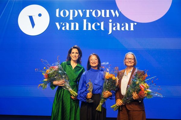 Charlotte Hanneman, Sue Preenen en Hester Bijl (beeld: Stichting Topvrouw van het Jaar)