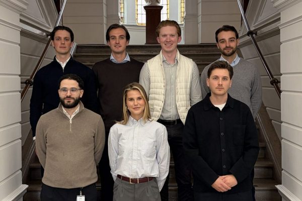 Clifford Chance_begin april_B