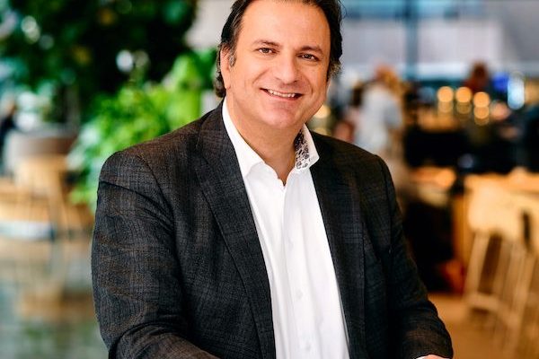 Daniel Santurio González