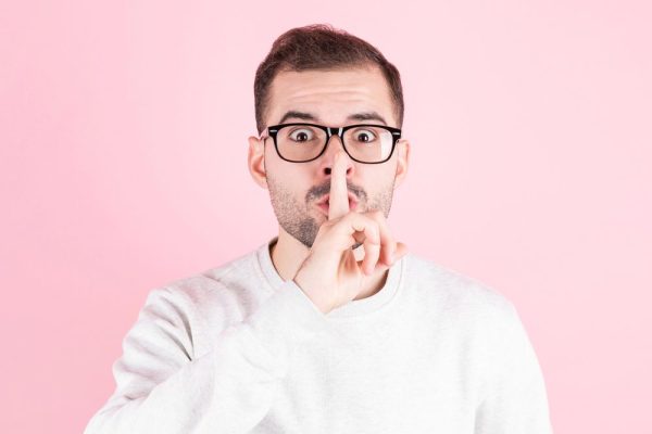 ‘Zwijgen tegenover rechter kan kans op veroordeling juist vergroten’ - Mr. Online