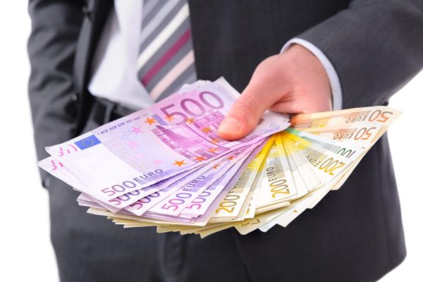 AI-hallucinatie komt advocaat duur te staan: 2.300 euro hogere proceskostenveroordeling - Mr. Online