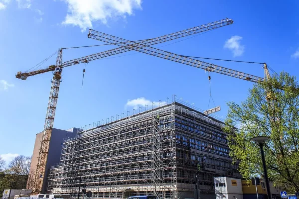 Effectief-bouwen-het-belang-van-een-gedegen-voorbereiding-en-een-evenwichtige-verdeling-van-risicos