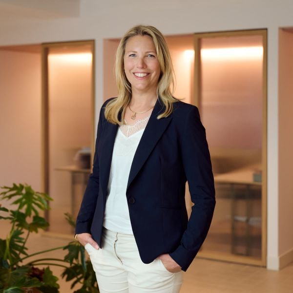 Hans-foto-Pauline-lage-resolutie