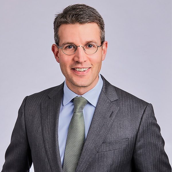 Hovell_Alexander_van-600x600