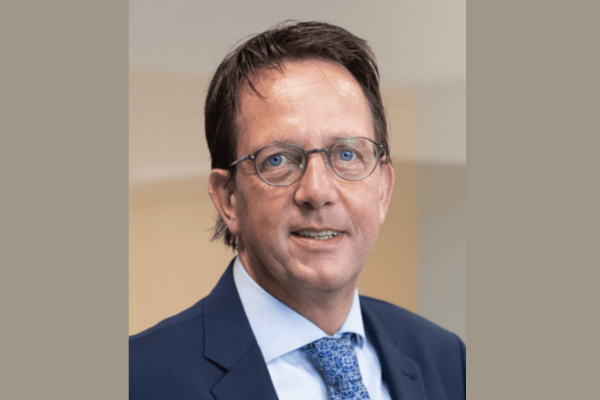 Jan Jacobse over het recht, het geloof en elkaar werkelijk ontmoeten - Mr. Online