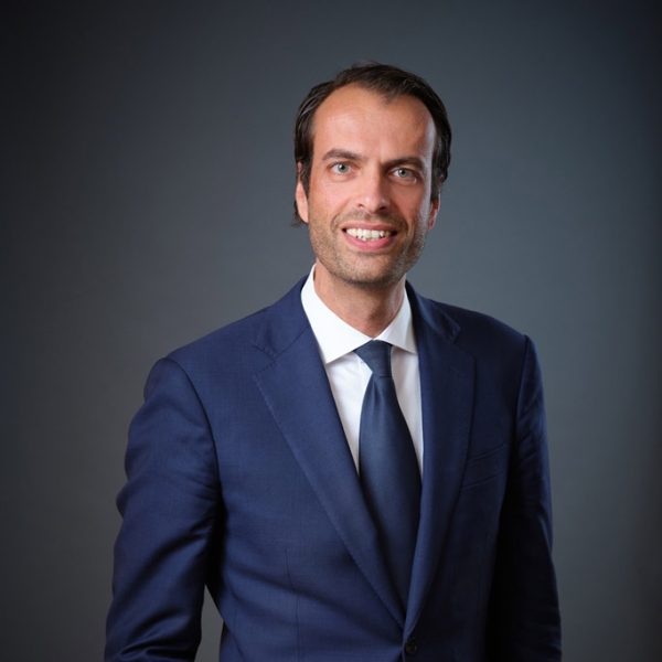 Johan Zwemmer - DLA Piper