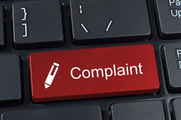 Makkelijk klagen met AI over advocaten, notarissen en andere juristen - Mr. Online