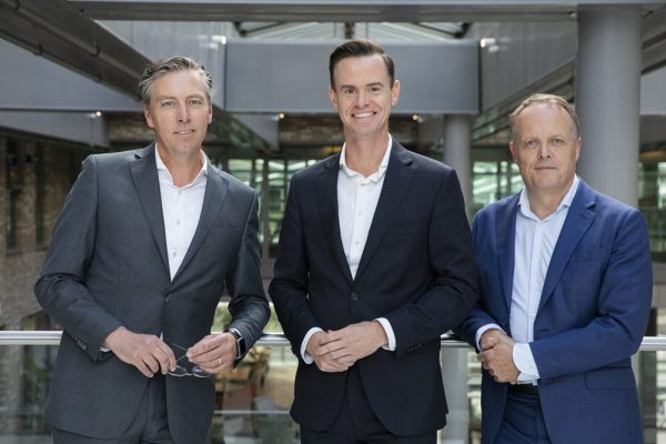 bestuur La Gro, met Gerard Zuidgeest (links)