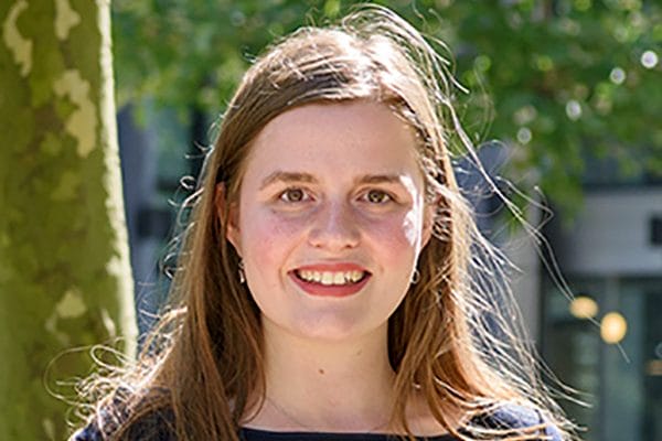 Laura van Bavel