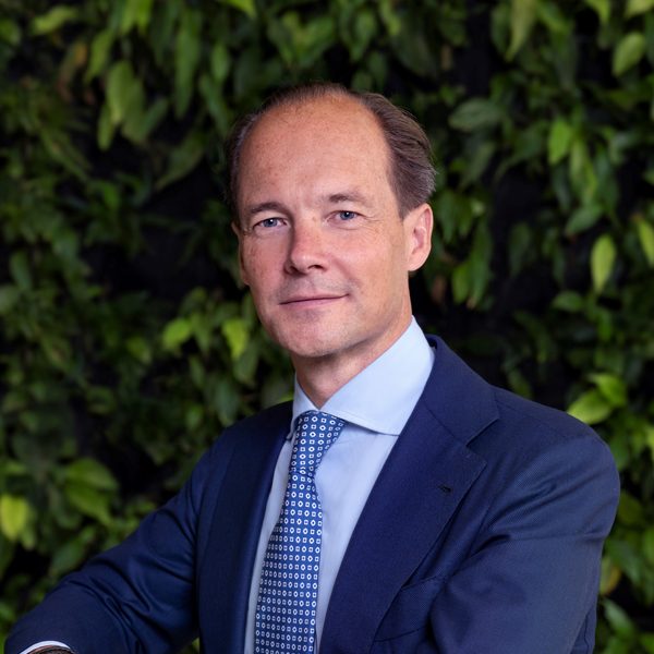 Roderik-Beckers-Executive-Board-Member-Loyens-Loeff-600x600