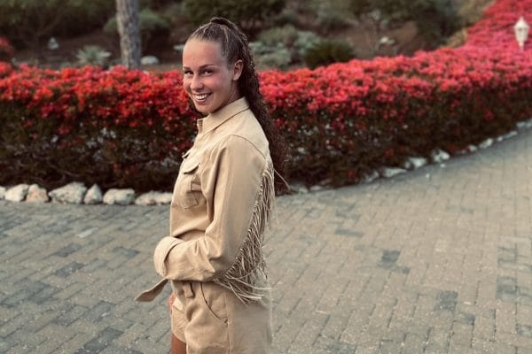 SSVDW_220831 Kelly van Galen HBN Law & Tax - Mr. Online-B