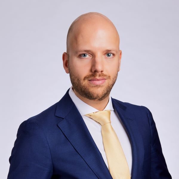 Thomas-van-Weeren-Greenberg-Traurig