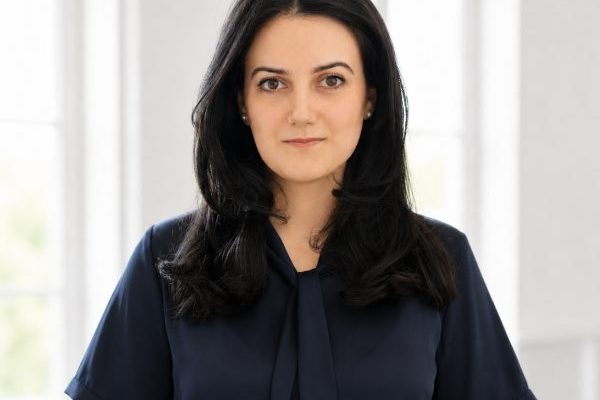 Vinera Martikjan