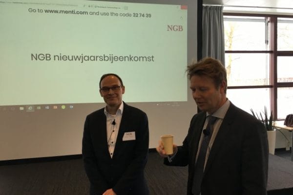 Arnold Brakel (l) en Ton Hartlief (r), net voor het begin van het seminar