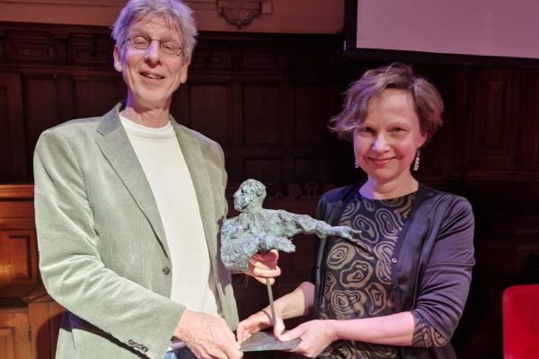 Maarten Bohlken van Praktizijns Sociëteit wint Amsterdamse dekenprijs - Mr. Online