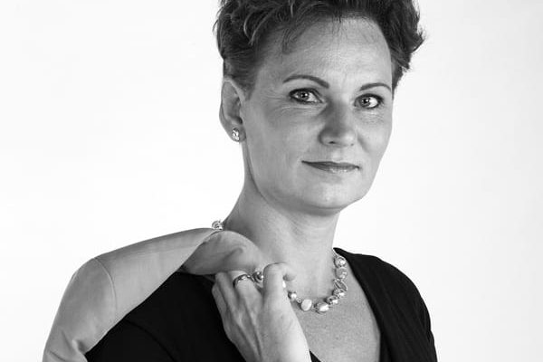 gina foto half