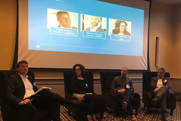 Vlnr Harm Bavinck, Eva Peeters, Ramon van den Heuvel en Guido Goorts