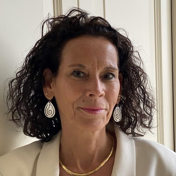 thumbnail_Lous_600x600